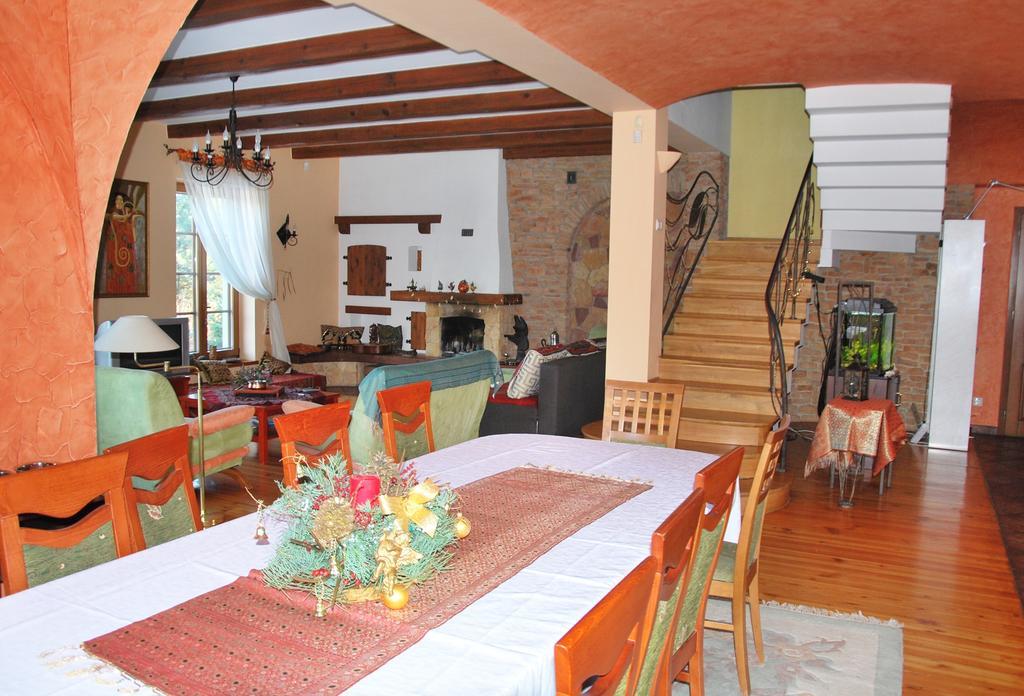 Pensjonacik Ogrody Otel Pierzchno Dış mekan fotoğraf